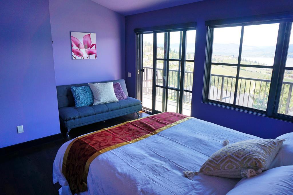 Mission Hill Lake View Villa Уест Келоуна Екстериор снимка